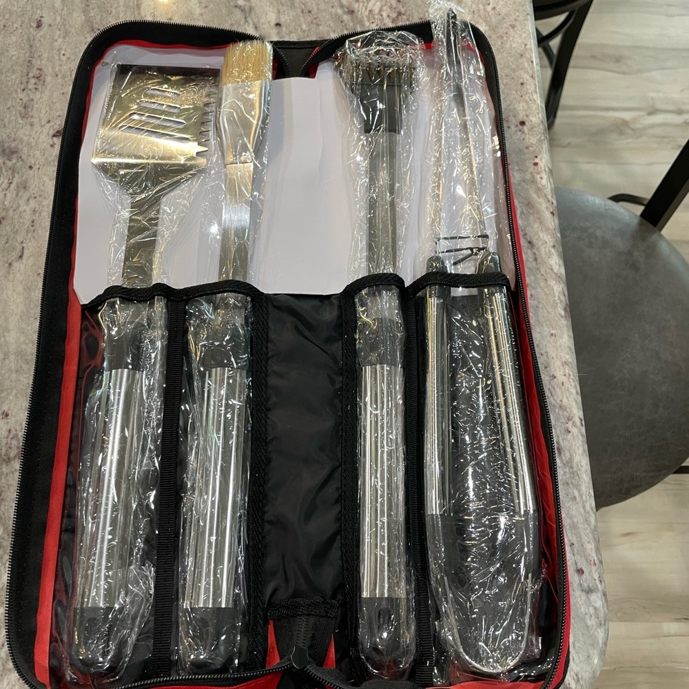 Grilling tool set